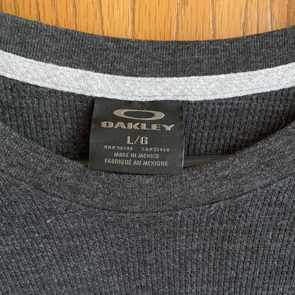 Oakley Long Sleeve Thermal - Picture 4 of 5